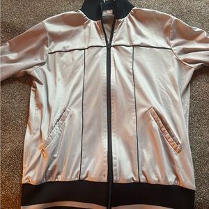 Men’s Sz L Vintage 70s-80s Nike Silver made in USA windbreaker with Black Trim